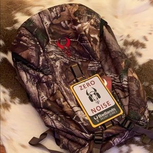 Badlands quiet reaper silent series backpack